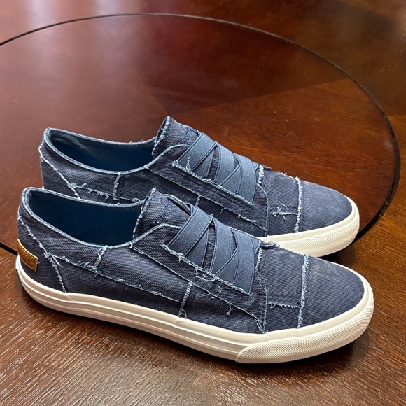 Blowfish Navy Slip-On Sneakers - Picture 2 of 4